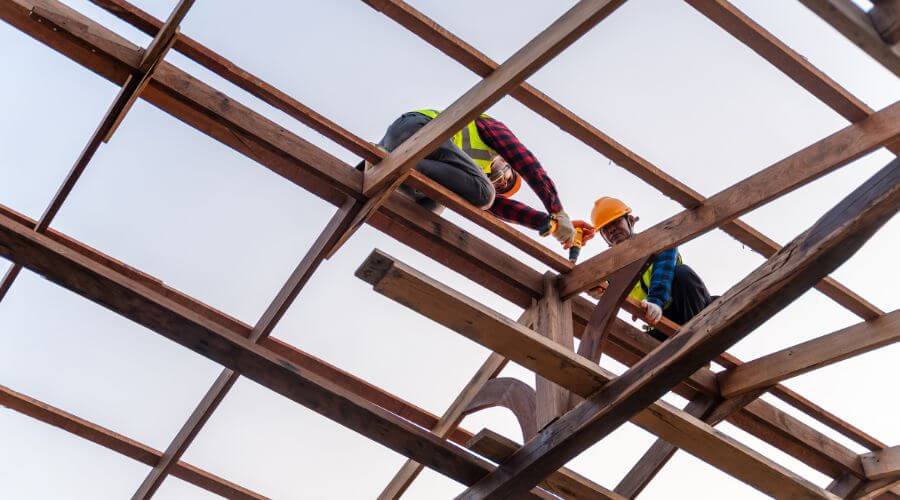 Expert top industrial roofings services in Ewen, MI